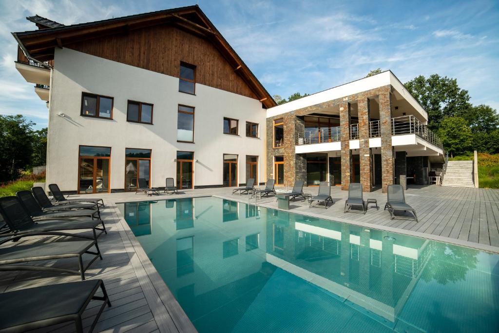 Aspen Prime Ski & Bike Resort - zostały ostatnie pokoje w zjawiskowym pakiecie Sylwestrowym! Zapraszamy! Głuchołazy z Basen Zewnętrzny
