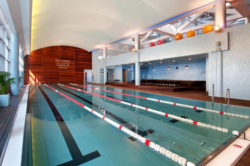 Hilton Warsaw City Hotel Warszawa z Kryty Basen