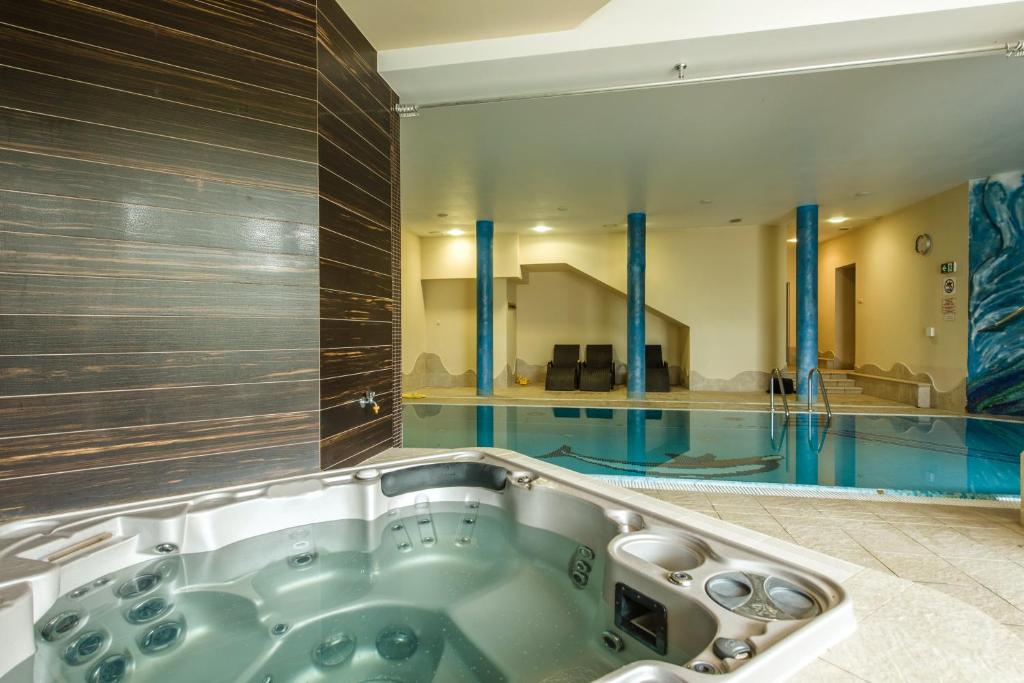 Jacuzzi Dziki Potok Konferencje Grill & Prestige SPA Karpacz