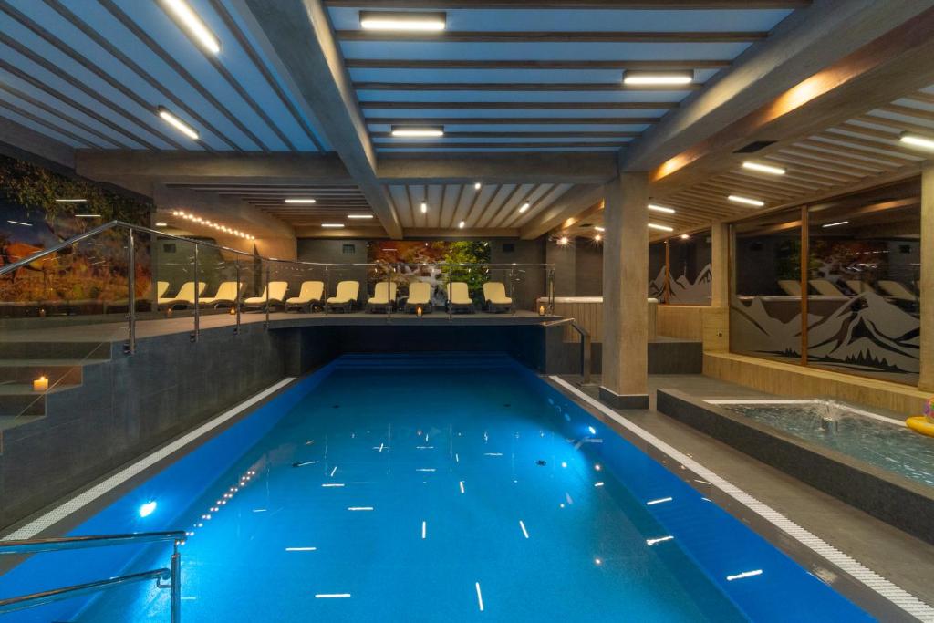 Kryty Basen Helan Family & SPA Zakopane