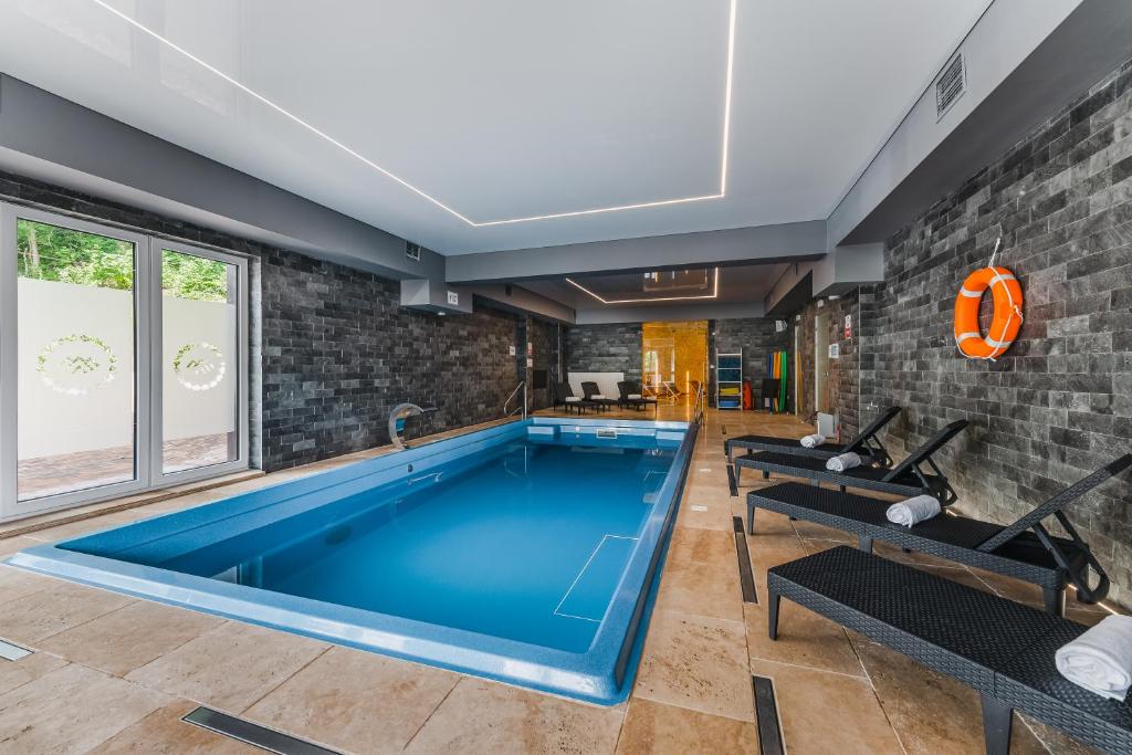 Kryty Basen Hotel Smile Pieniny Szczawnica