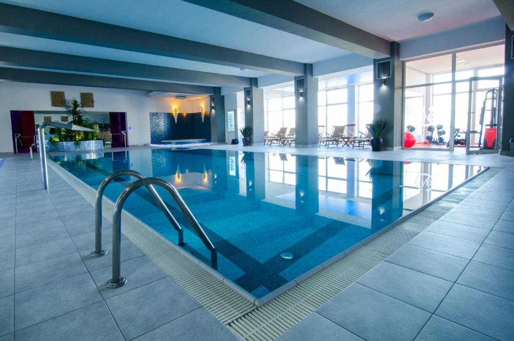 Kryty Basen Hotel Wellness & Spa Nowy Dwór Rzeszów