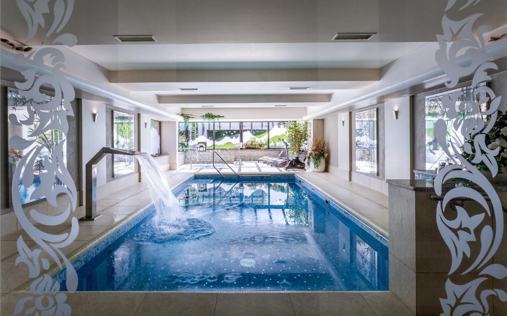 Kryty Basen Rezydencja Spa&Wellness Nad Wodospadem koło Szklarskiej Poręby Szklarska Poręba
