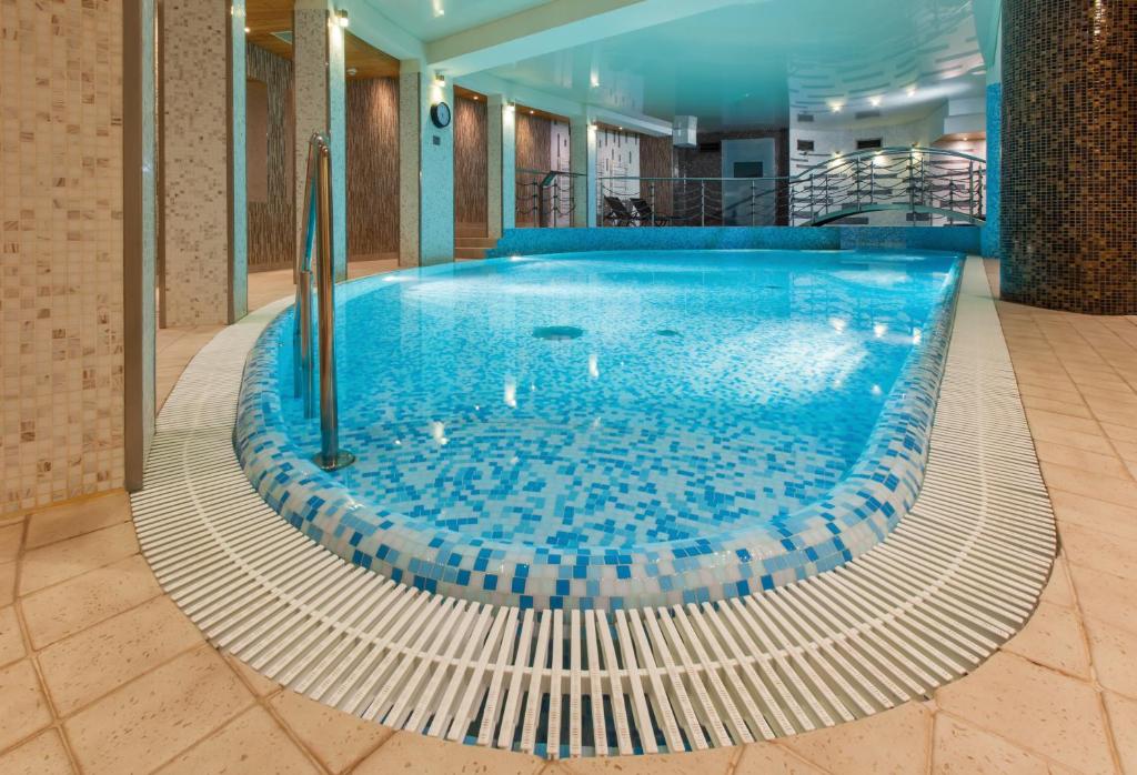 Nice Kryty Basen Galaxy Hotel Kraków