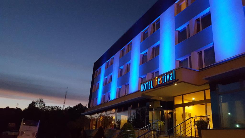 Piękny widok Hotel Festival Opole