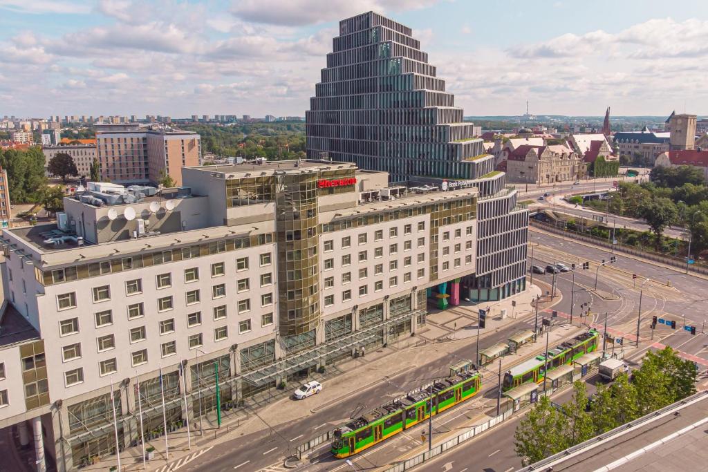 Piękny widok Sheraton Poznan Hotel Poznań